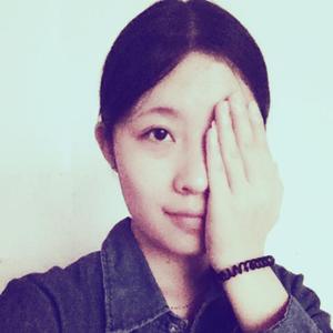 棒棒糖放在眼睛里吸收
